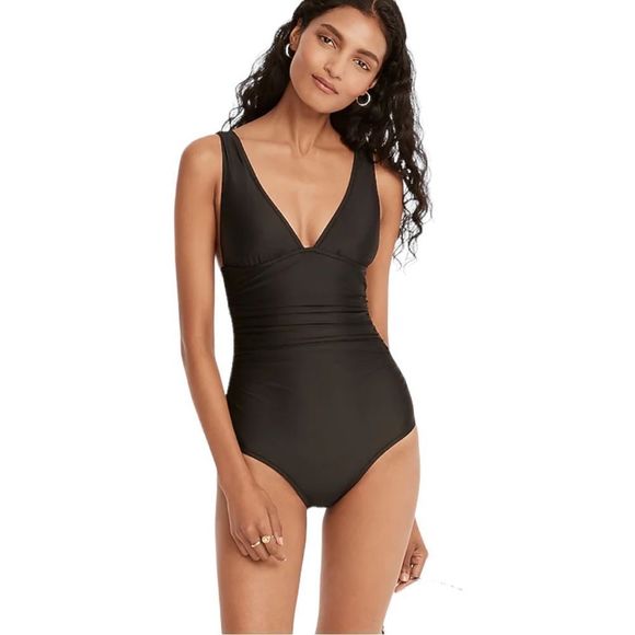 J. Crew Swim Nwt Jcrew Ddcup Ruched Femmeone Piece Swimsuit Poshmark